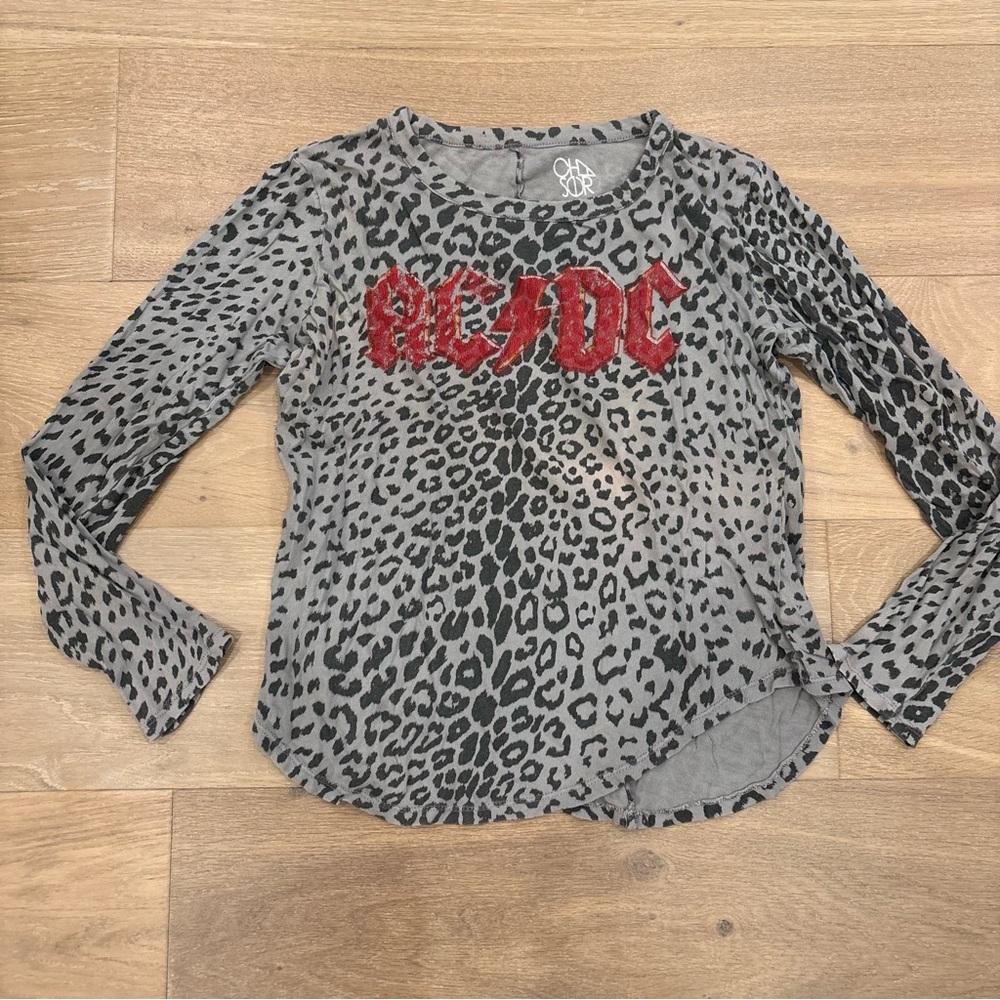 Free People gray leopard print AC⚡️DC long sleeve t-shirt